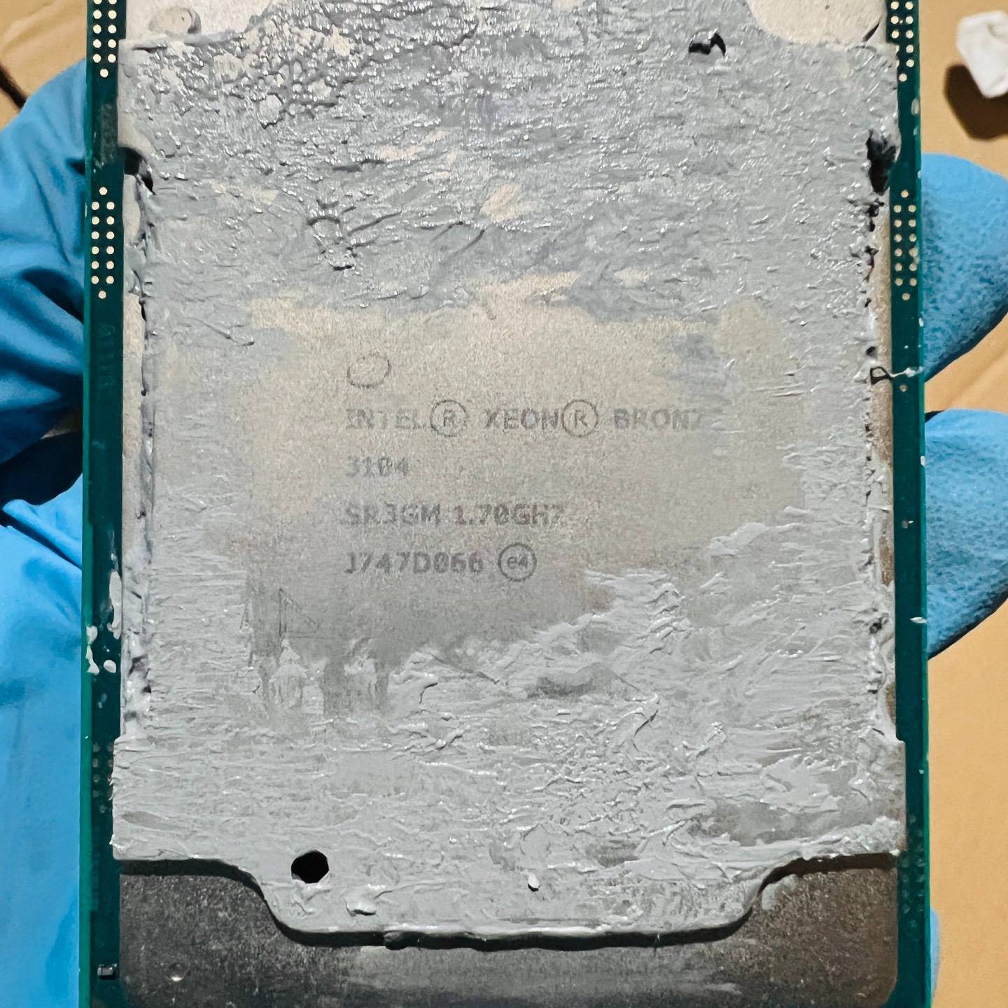 英特尔3104CPU 正式版xeon至强in议价 维修！！！
