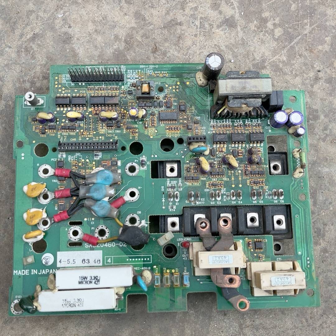 富士G9S FRN5.5G9S 5.5KW 驱动板议价 维修！！！