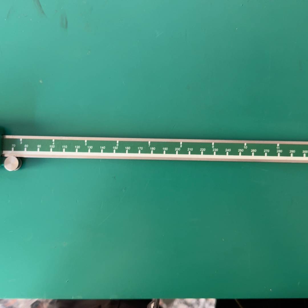世达数显卡尺0-300mm型号是9151议价 维修!!!