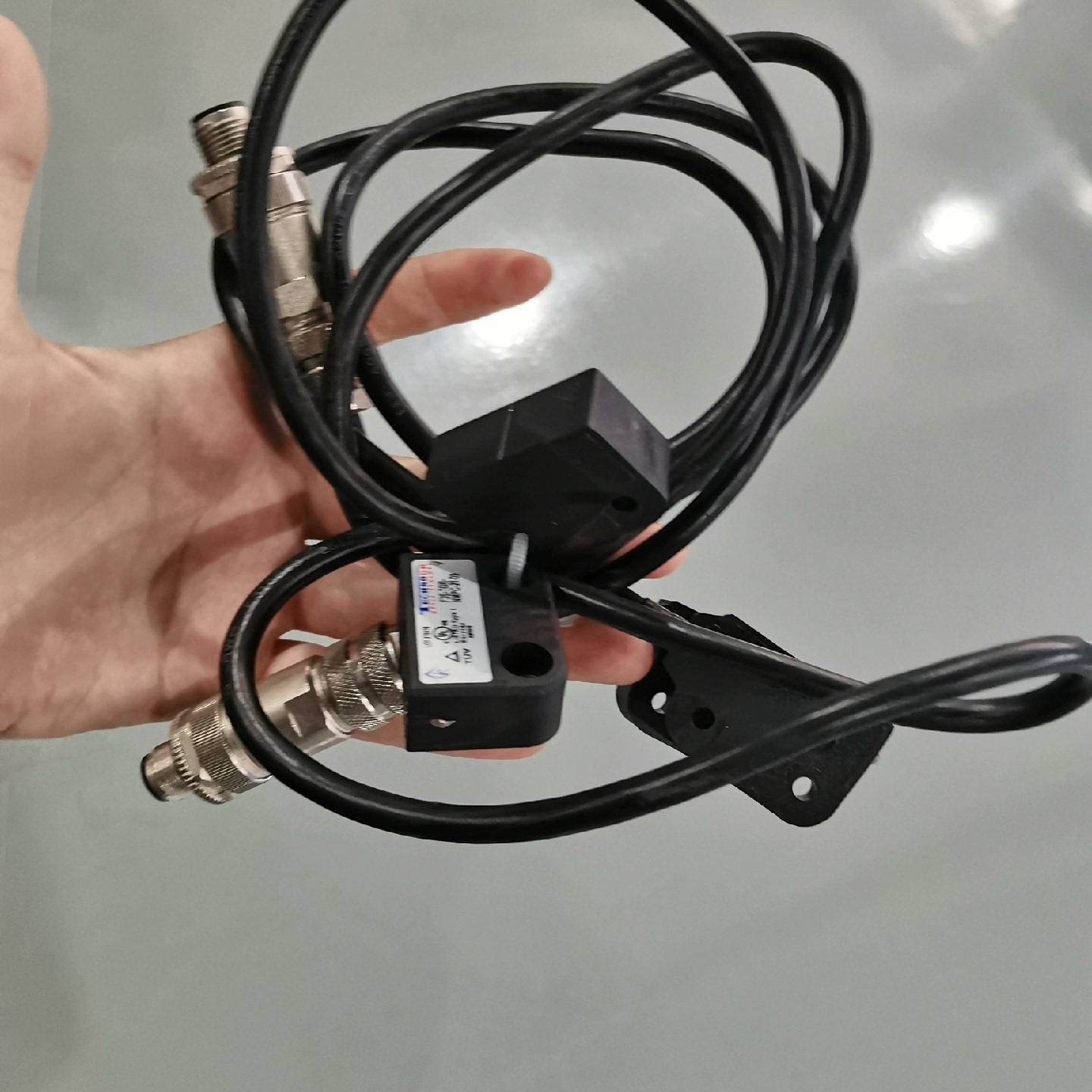 TECHNOCR传感器F3S-TGR-NMPC-21-05，议价 维修！！！