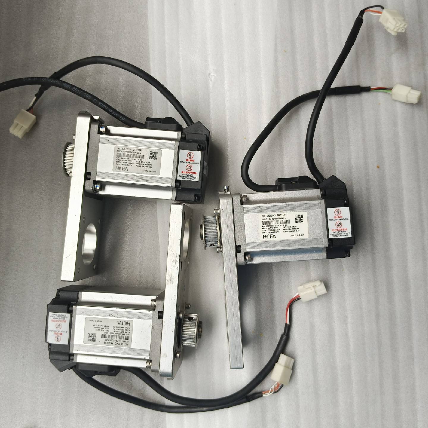 禾川电机200W,SV-X3MH020A-N2LN,议价 维修!!!