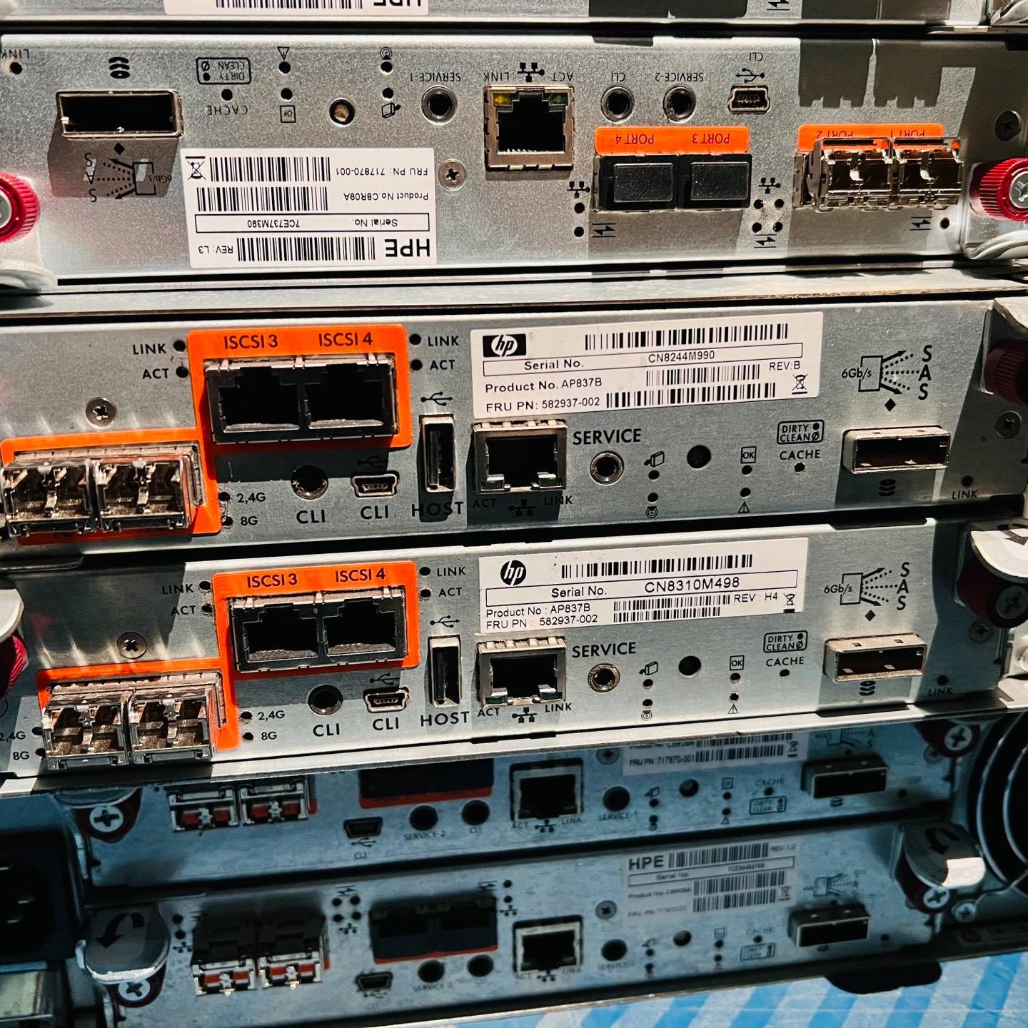 HP P2000控制器 AP837A AP837B 5829议价 维修！！！