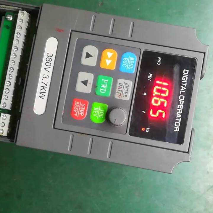 源信YX2000D-4T0037P-M-C变频器,实议价 维修！！！