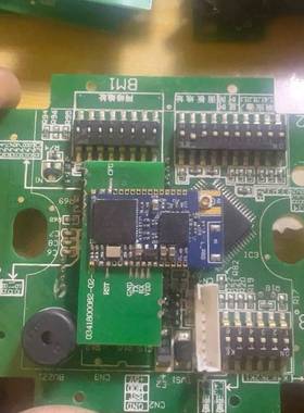 R5F212A7SNFA 旧货带板 一个STLED3议价 维修！！！