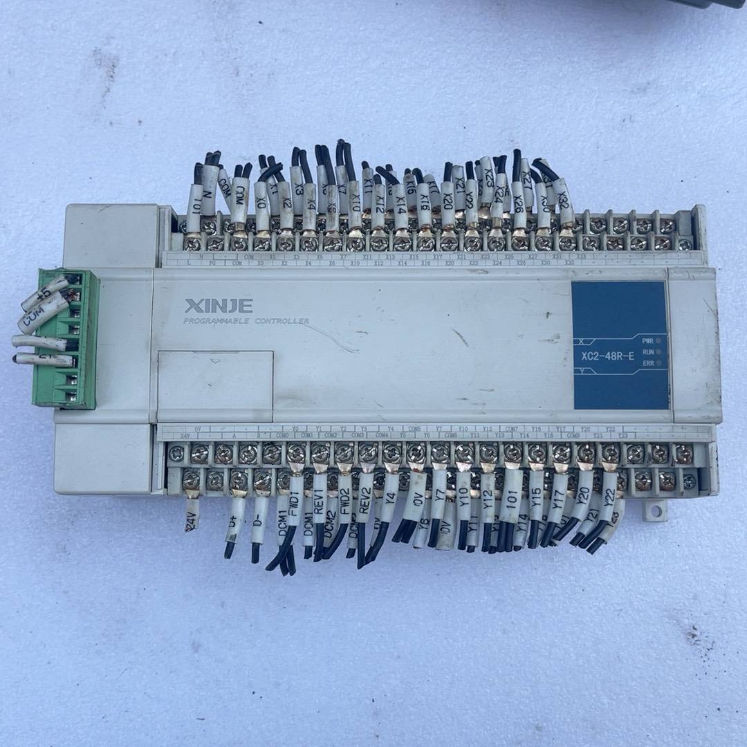 信捷PLC XC2-48R-E一台 带XC-2AD2PT议价 维修！！！