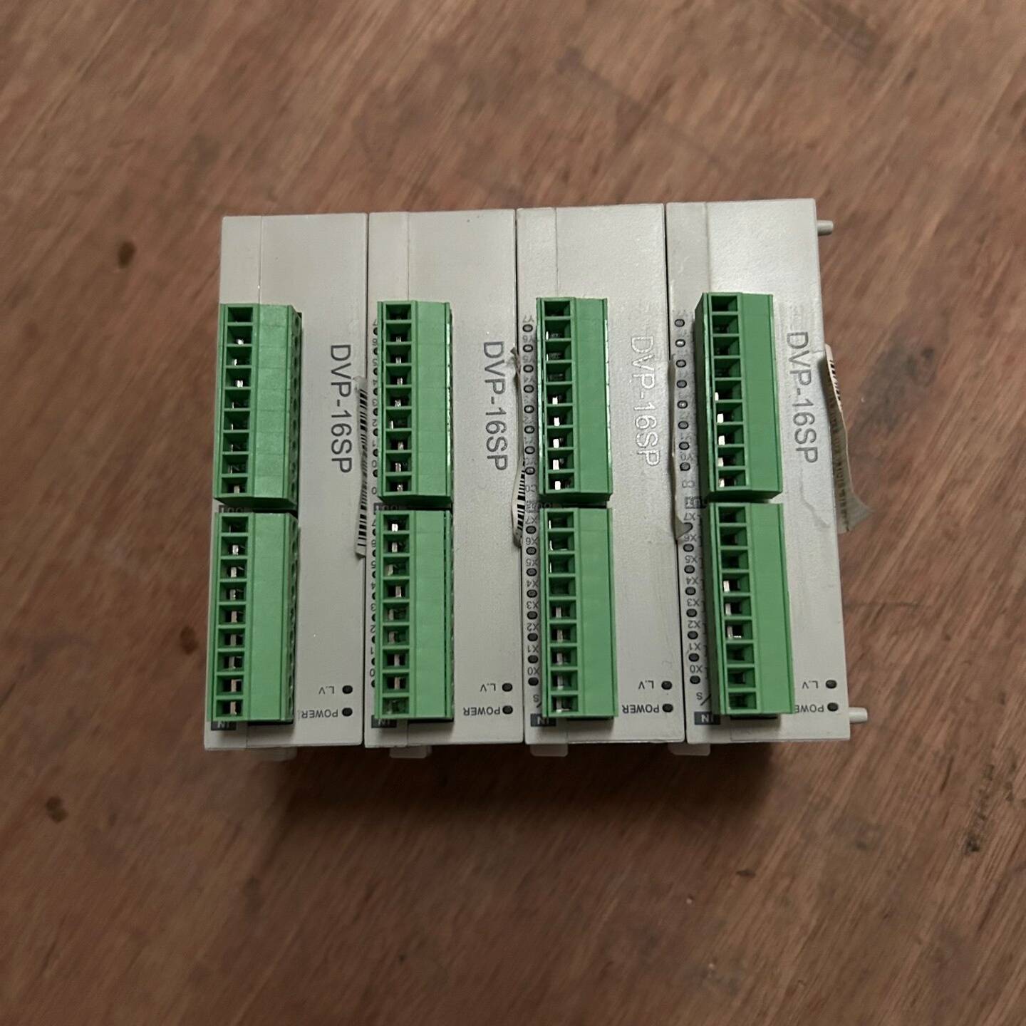 台达plc模块DVP16SP11T  功能包议价 维修！！！