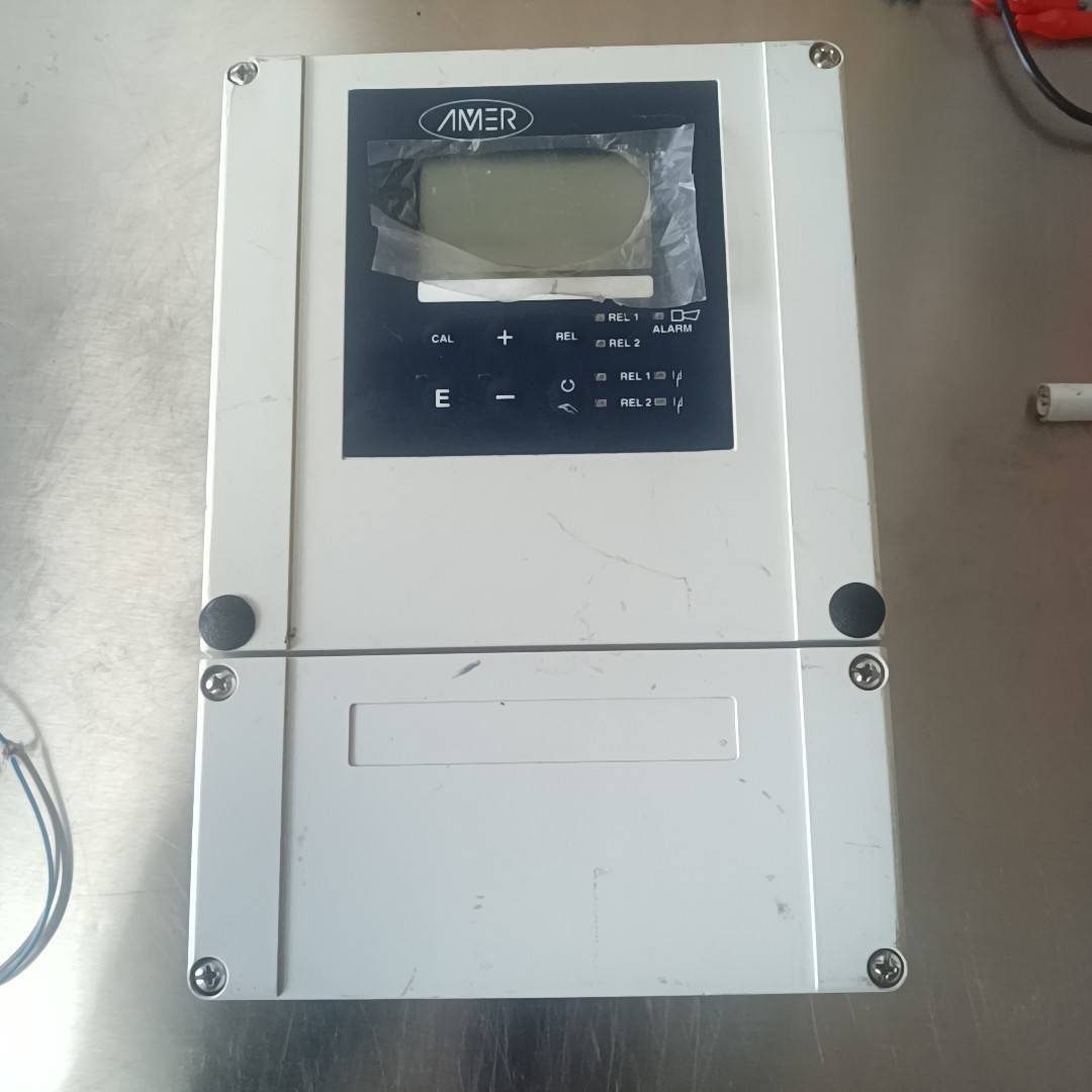 Liquisys M电导率变送器，新的议价 维修！！！