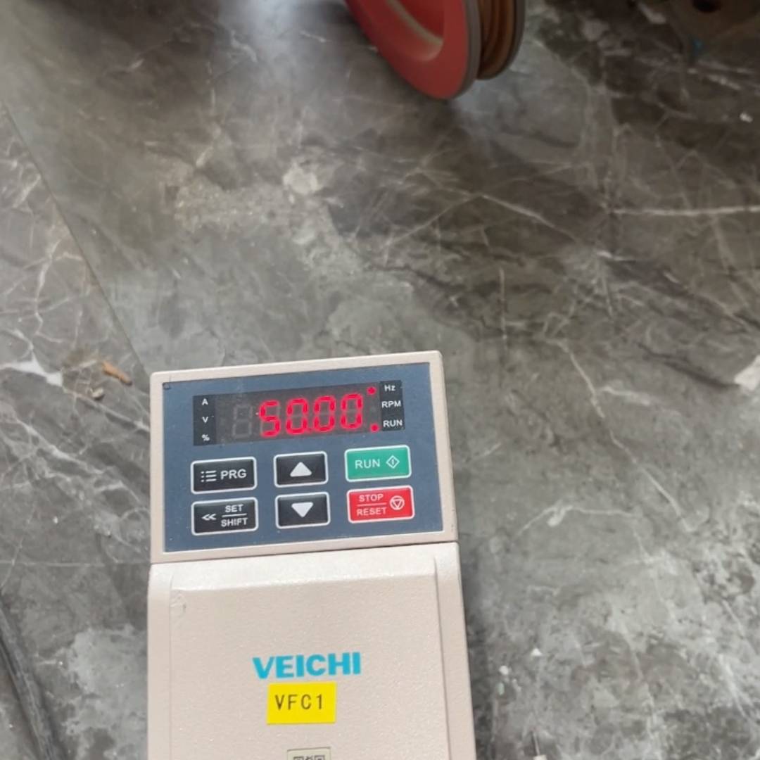 AC310-T3-R75G/1R5P-B 伟创变频器 0议价 维修！！！