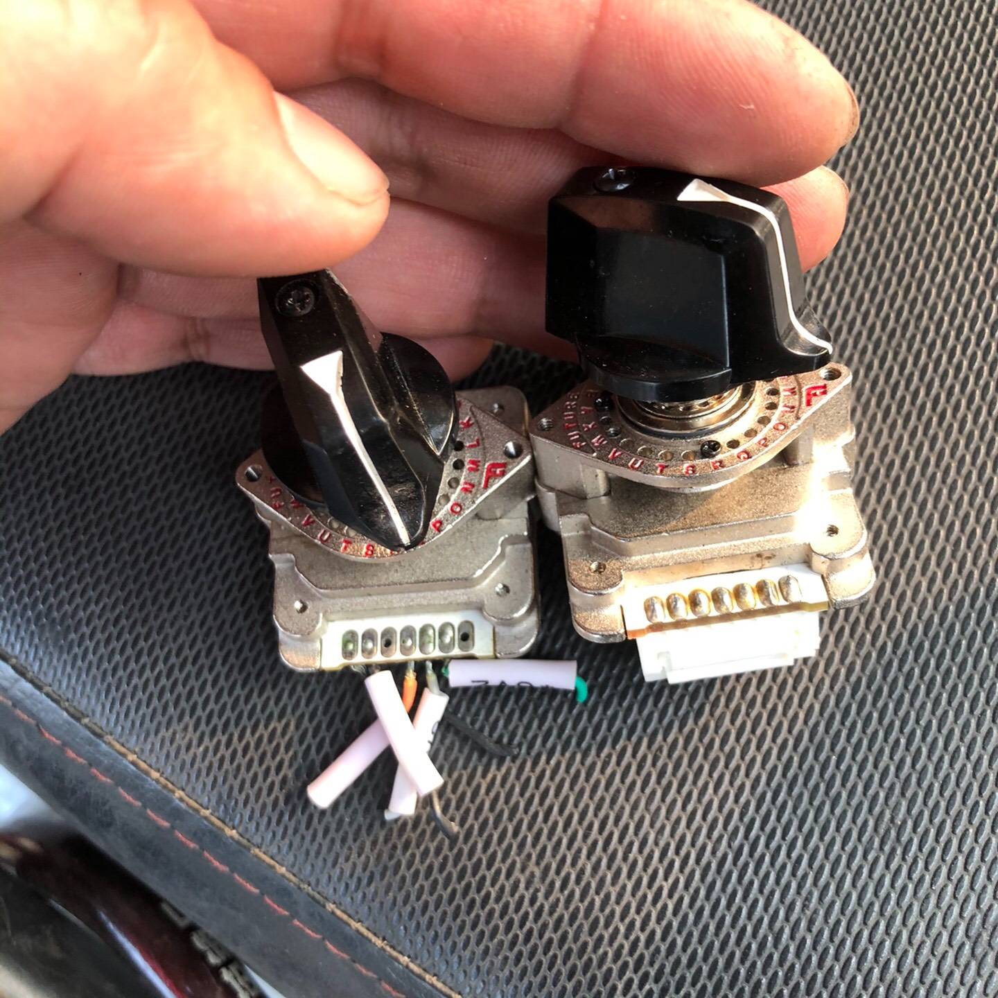 远瞻NDS波段开关02J  02J波段开议价 维修！！！