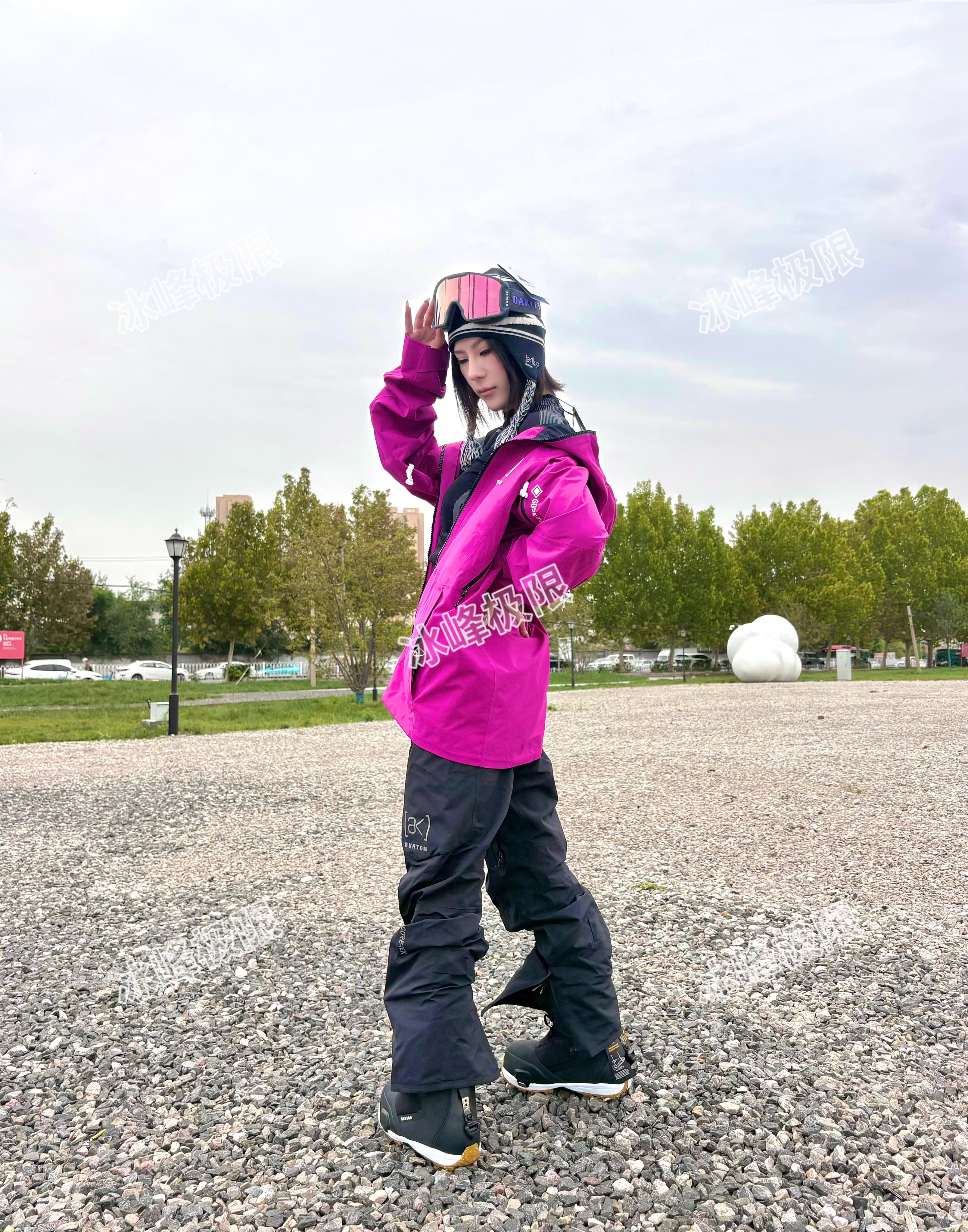 W26 Burton AK gore cyclic女款滑雪服