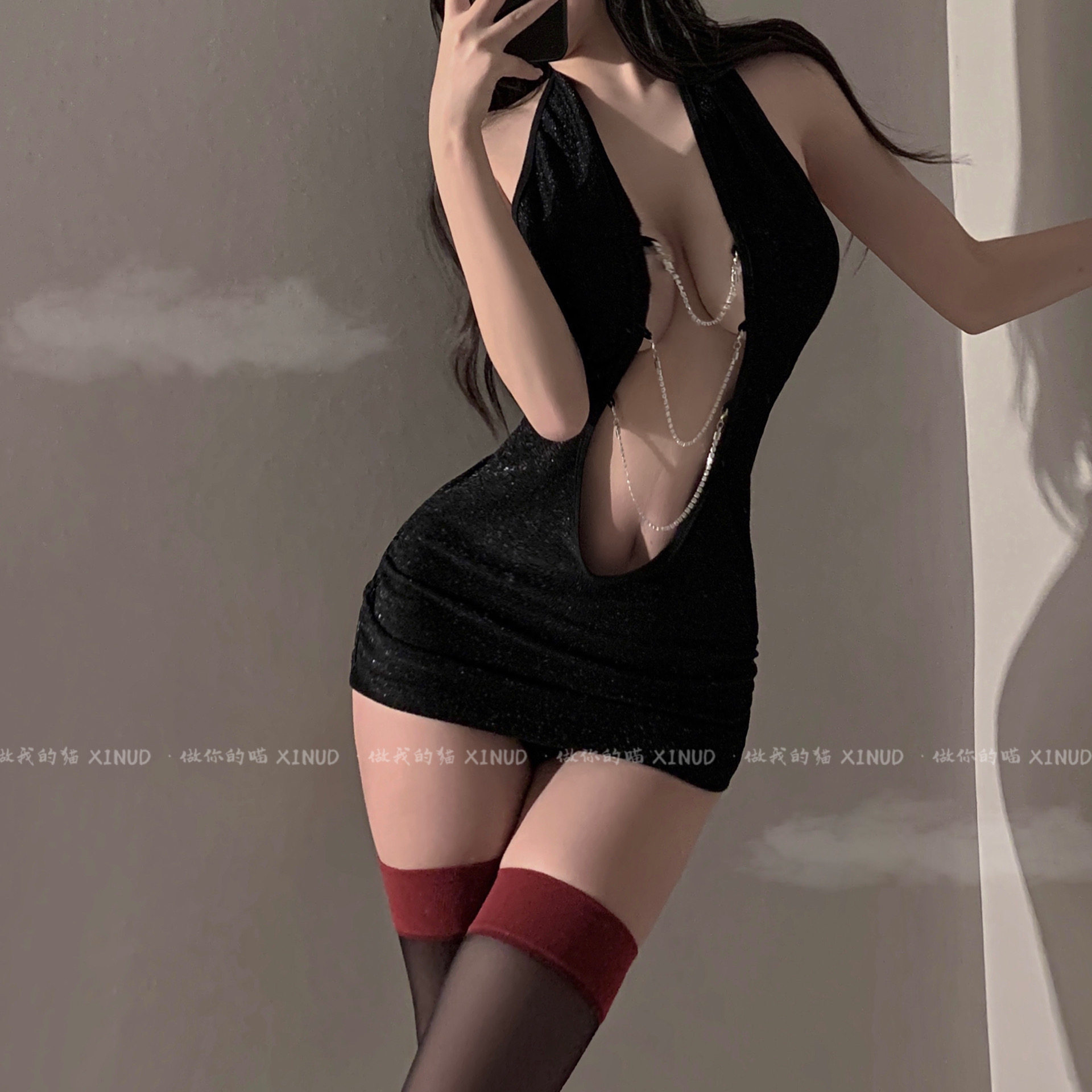 性感链条镂空修身睡裙