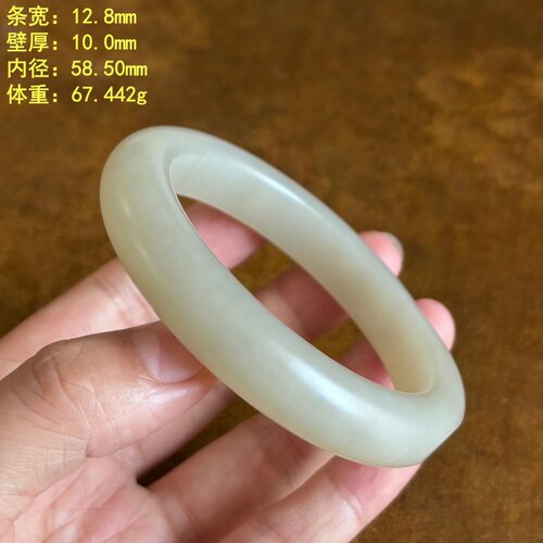 58.50老熟白玉籽料手镯有原皮