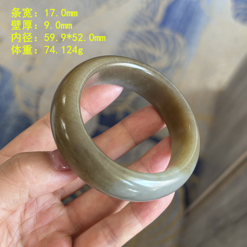 糖青白玉籽料贵妃手镯无原皮