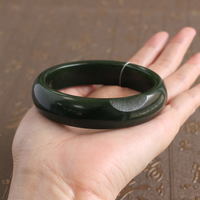 N60.9高密度高脂份碧玉籽料手镯玉镯有原皮朕&reg;开仓