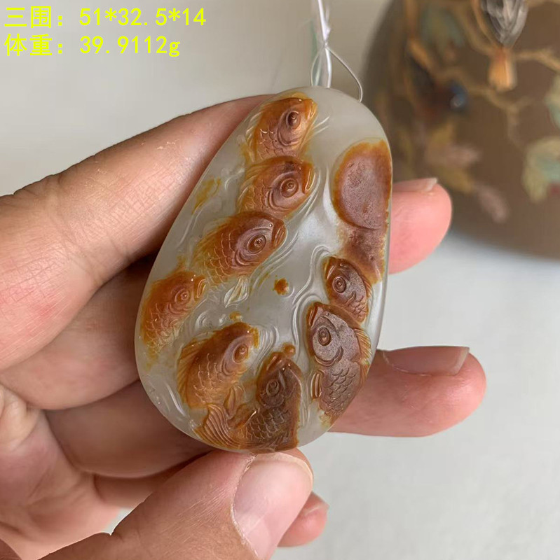 脂份密度都很好的白玉挂件