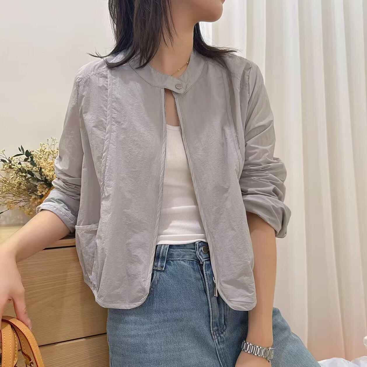 艾格短款防晒衣外套女2026夏季新款休闲宽松百搭轻薄立领拉链上衣