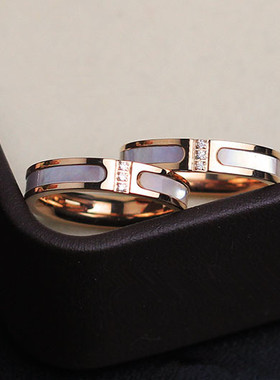 韩国玫瑰彩金镶嵌天然贝壳对戒