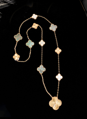 四叶草灰贝母镭射玫瑰金长款毛衣