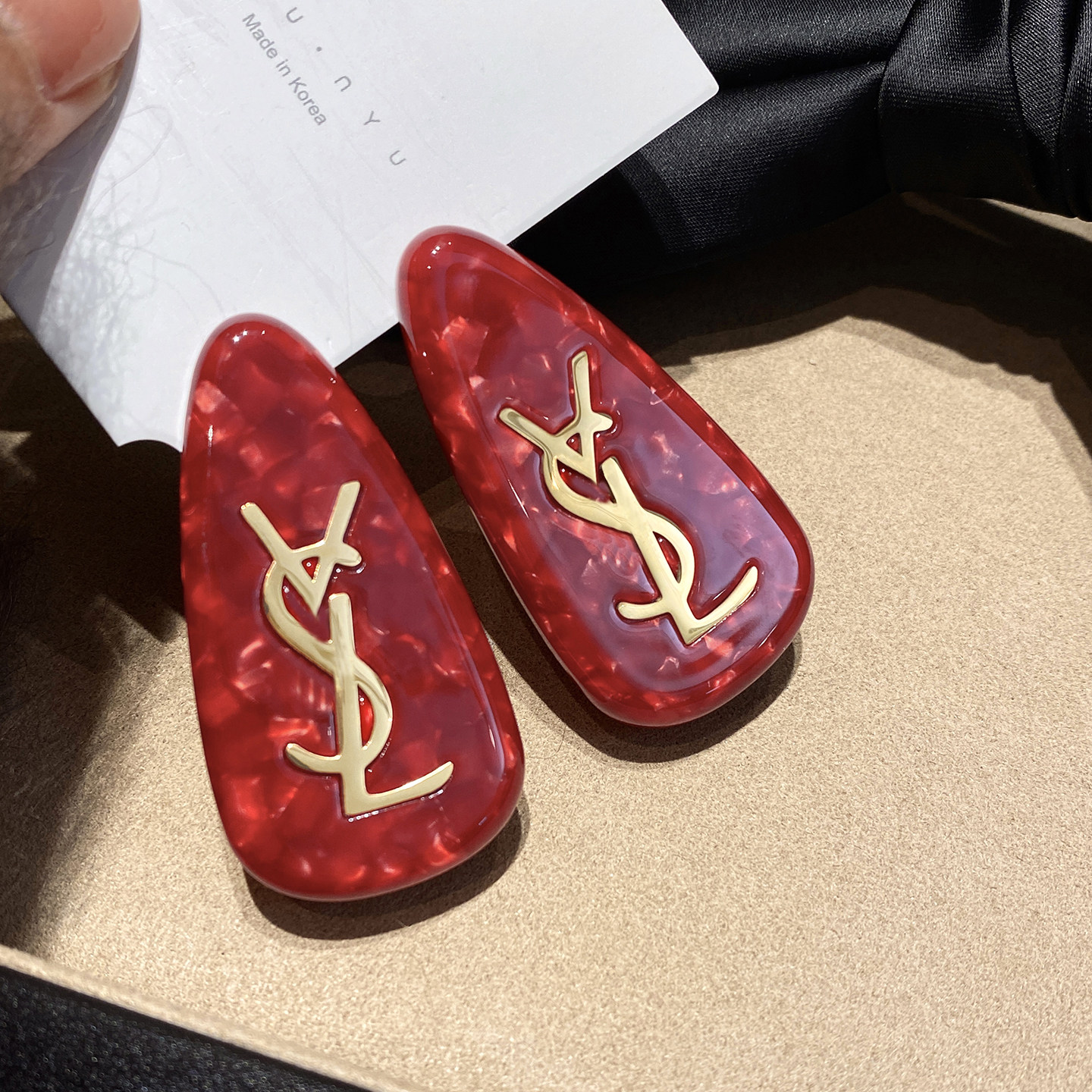 【新品8折】轻奢高级感安可拉红色水滴鸭嘴夹侧边刘海夹子碎发卡,饰品/流行首饰/时尚饰品新,发饰,淘宝优惠券,粉丝福利购,淘宝优惠卷