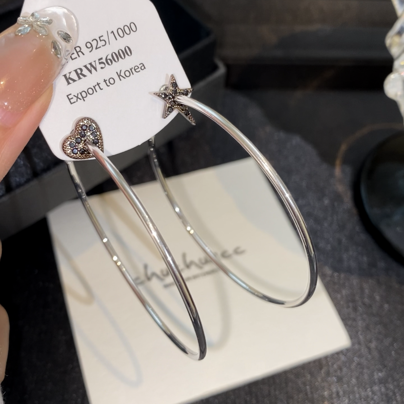 复古甜心不对称耳环耳钉女轻奢高级感耳圈圈甜酷辣妹耳饰礼物银针,饰品/流行首饰/时尚饰品新,耳环,淘宝优惠券,粉丝福利购,淘宝优惠卷