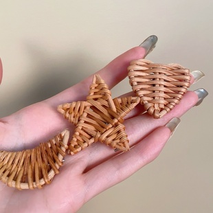 2026时尚波西米亚草编发夹女度假风爱心星星侧边夹个性设计百搭