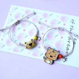 2026时尚 新年本命年红绳手链女原创卡通小老虎红色编织手绳国潮