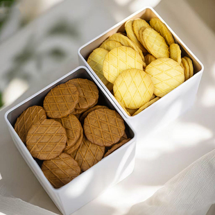 简直就是俺的梦中情饼！迷你芝士法芙脆饼干小零食生椰拿铁华夫格