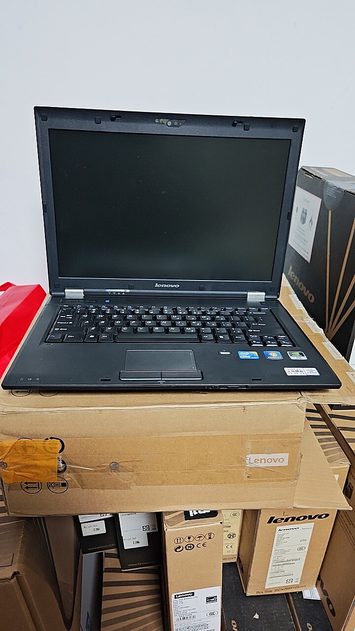 带DVD光驱 联想昭阳E46 i3 4G 500G九针串口支持XP系统笔记本电脑