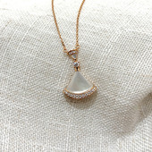 小裙子项链女款 18K玫瑰金天然白贝母扇子莫桑钻不掉色毛衣链胸链