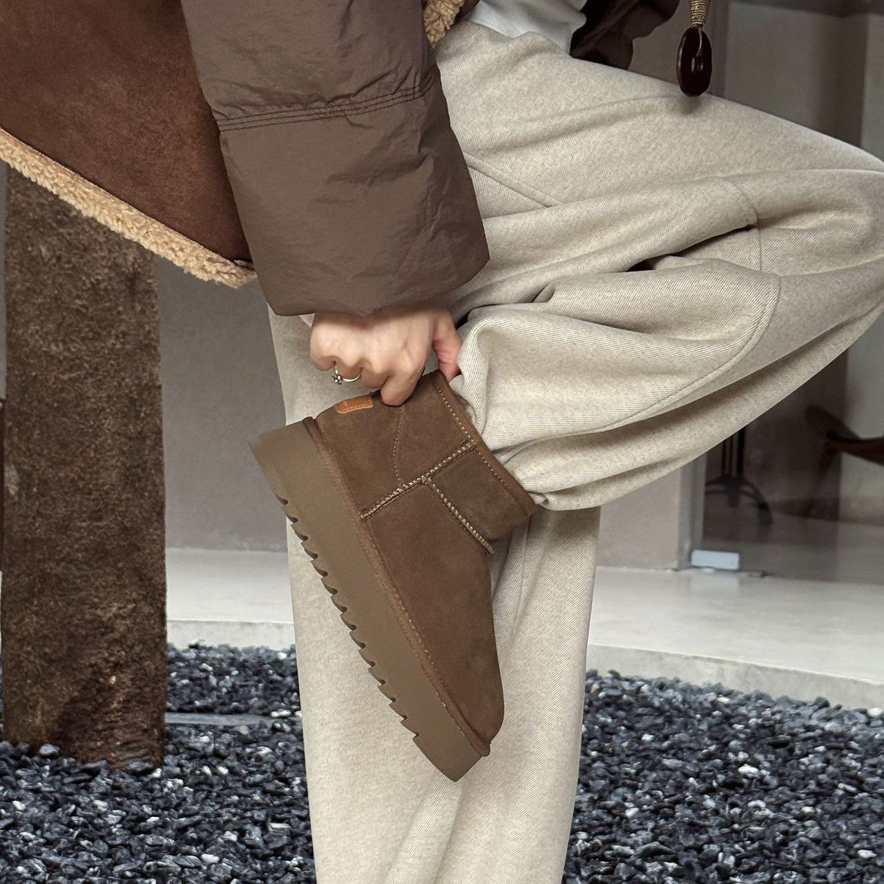 雪地靴女冬季加绒保暖短靴