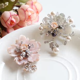 Broche en autre - Ref 1187992 Image 1