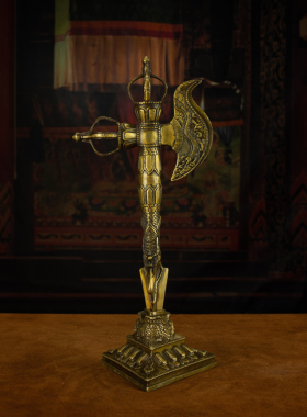 黄利马金刚钺刀镢居家摆件