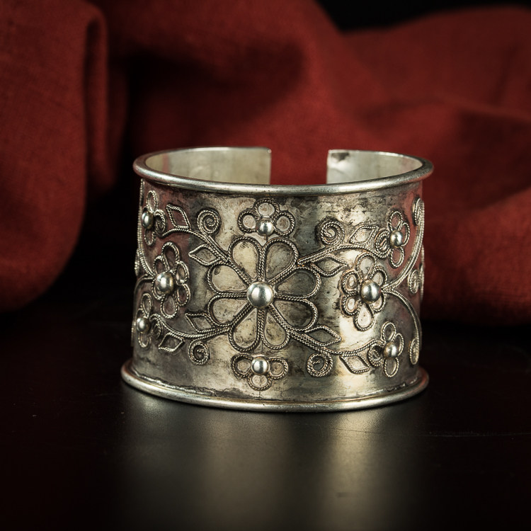 清代老苗银宽版花形纯手工掐丝老手镯手环民族风首饰老手工艺收藏