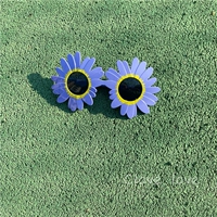 Фиолетовые маленькие крышки