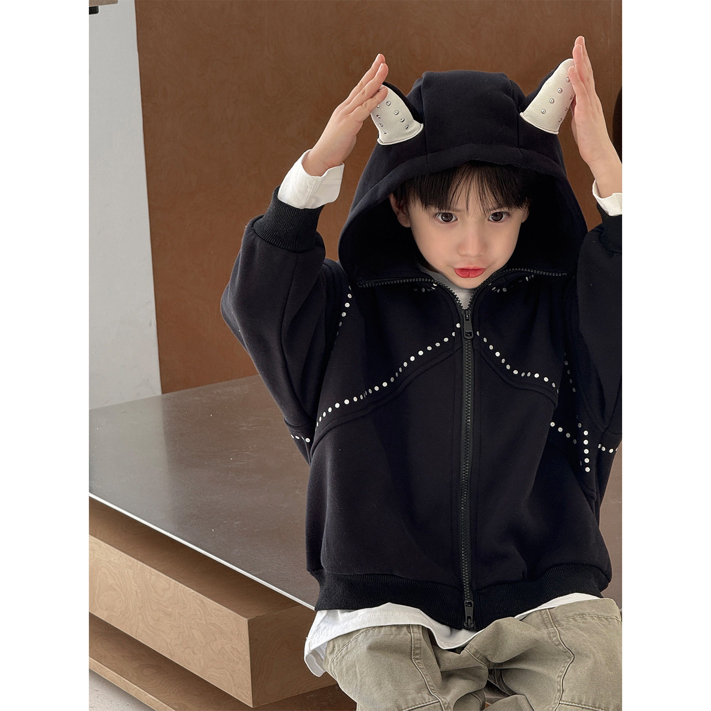 新款男女童2026春季宽松休闲风长袖韩版可爱长耳连帽上衣卫衣外套