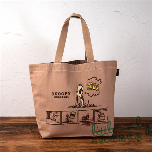 日本代购 snoopy史努比 时尚可爱 刺绣 手提包 单肩包