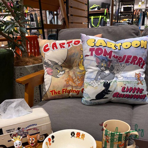 日本代购 Tom and Jerry猫和老鼠 治愈可爱坐垫 椅垫