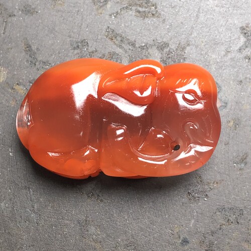 四川凉山南红玛瑙 无裂原矿冰飘俏色大象挂件吉祥如意吊坠 5.08克