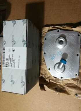 适用于奔驰W204 W124 W210 W140 M112 M111 W210 W202 机油散热器