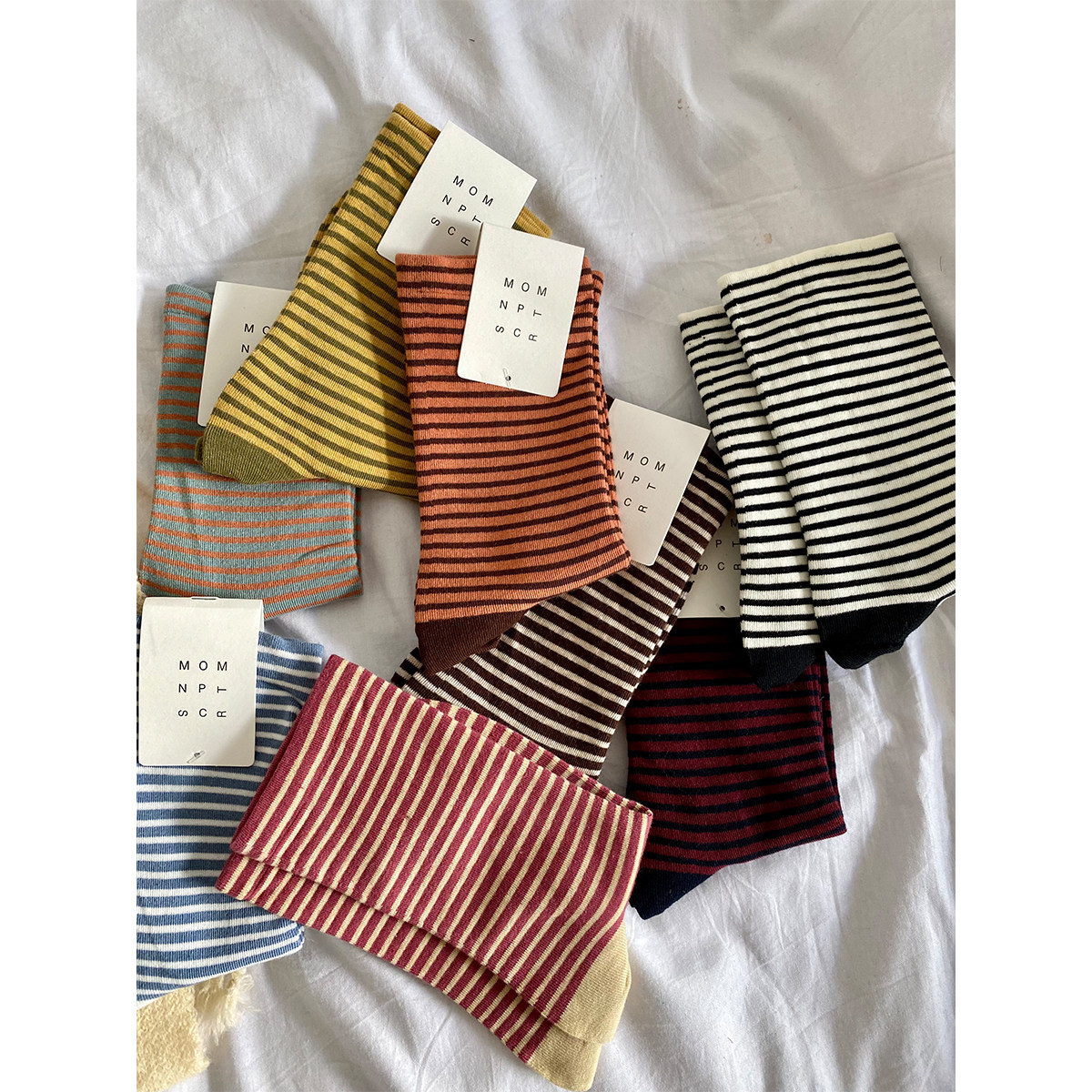 Autumn and winter milk tea-colored striped mid-calf socks, Korean style ins simple and plain basic cotton school style pile socks thumbnail 3
