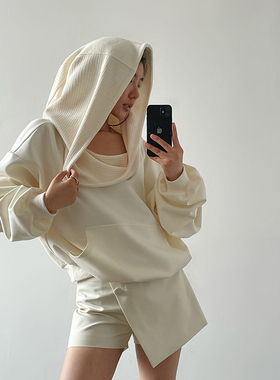 Acupstudio江右上 简约慵懒感白色宽松兜帽斜肩宽松连帽卫衣女