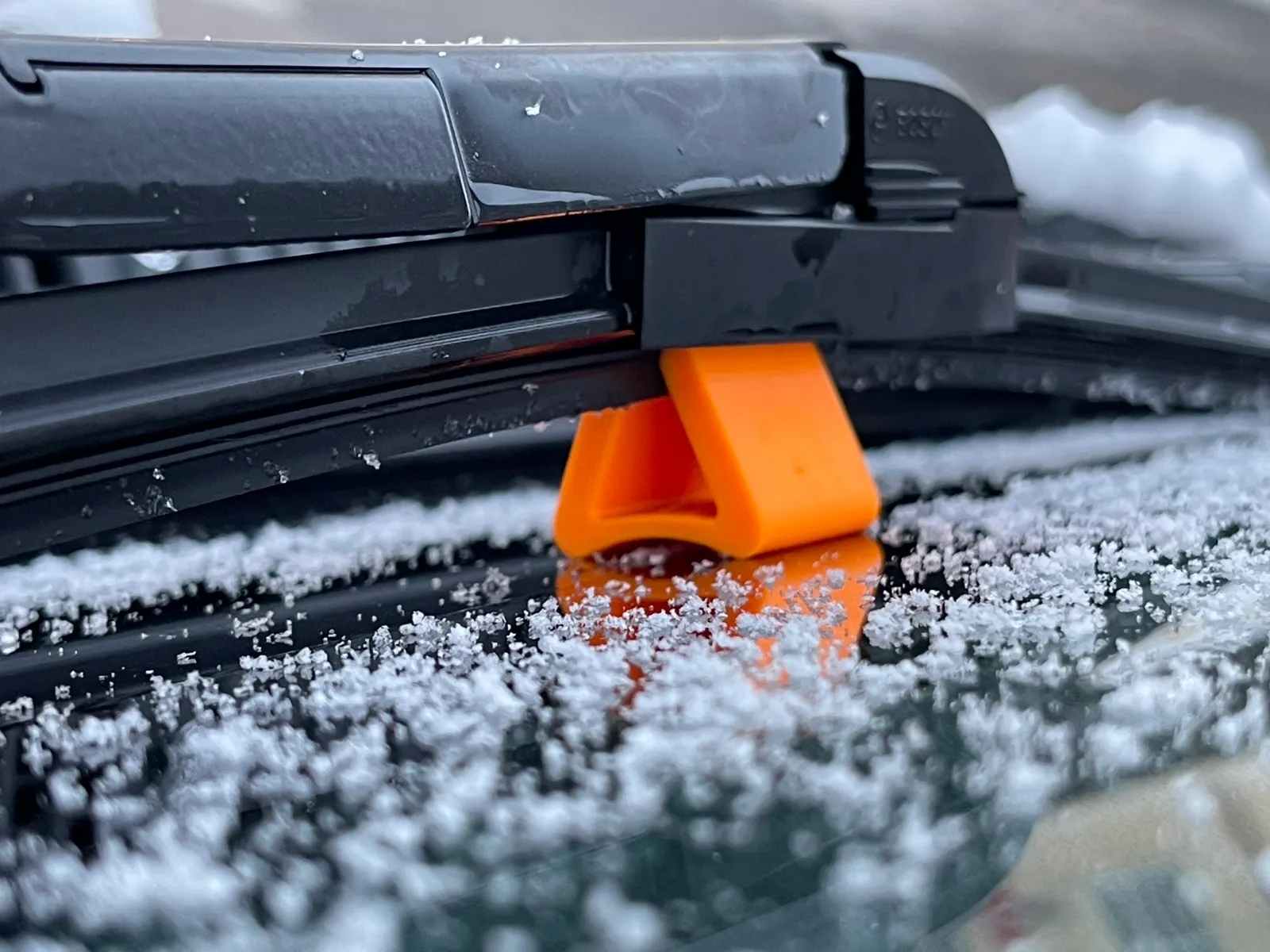 汽车雨刮防冻支架