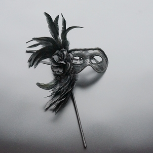 万圣节半脸女古风羽毛舞台表演手持面具拍照面罩化妆舞会派对道具