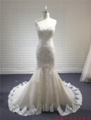 抹胸蕾丝鱼尾婚纱