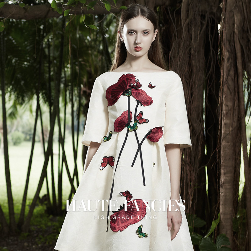 繁花 HAUTE FANCIES后构想｜杏色法式浪漫精工手缝花朵中袖连衣裙