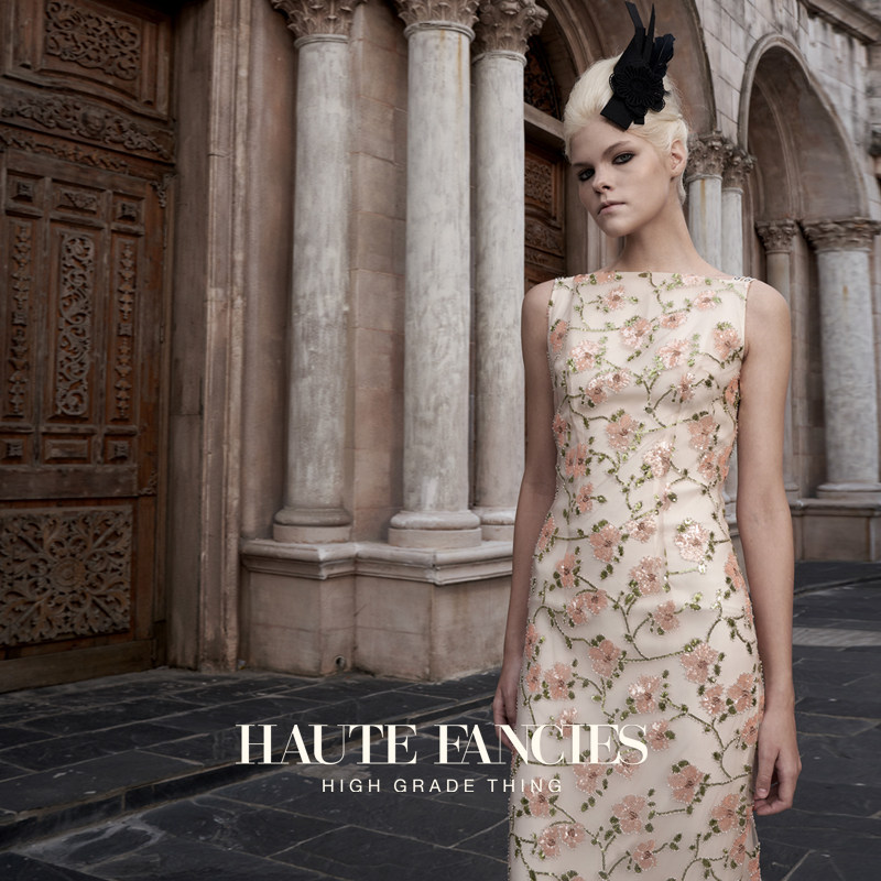 印象派 HAUTE FANCIES后构想 | 浅粉色珠片绣复古修身连衣裙,女装/女士精品,连衣裙,淘宝优惠券,粉丝福利购,淘宝优惠卷