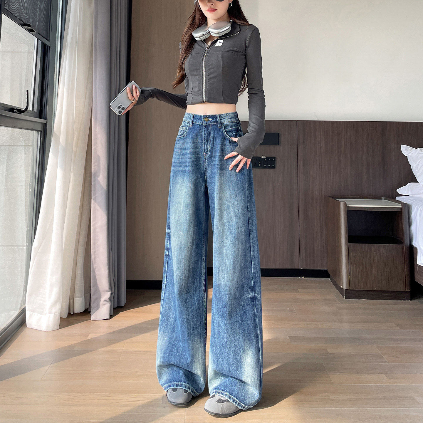 阔腿牛仔裤女学生秋季新款百搭休闲高腰宽松显瘦拖地直筒长裤子