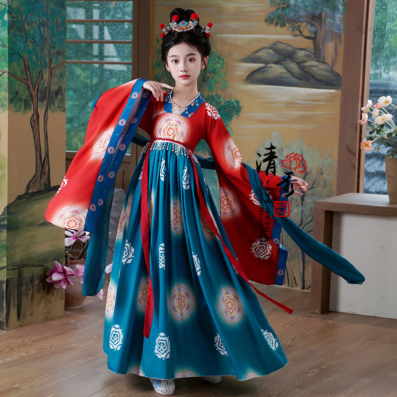 汉服古装女红色广袖战国袍演出服