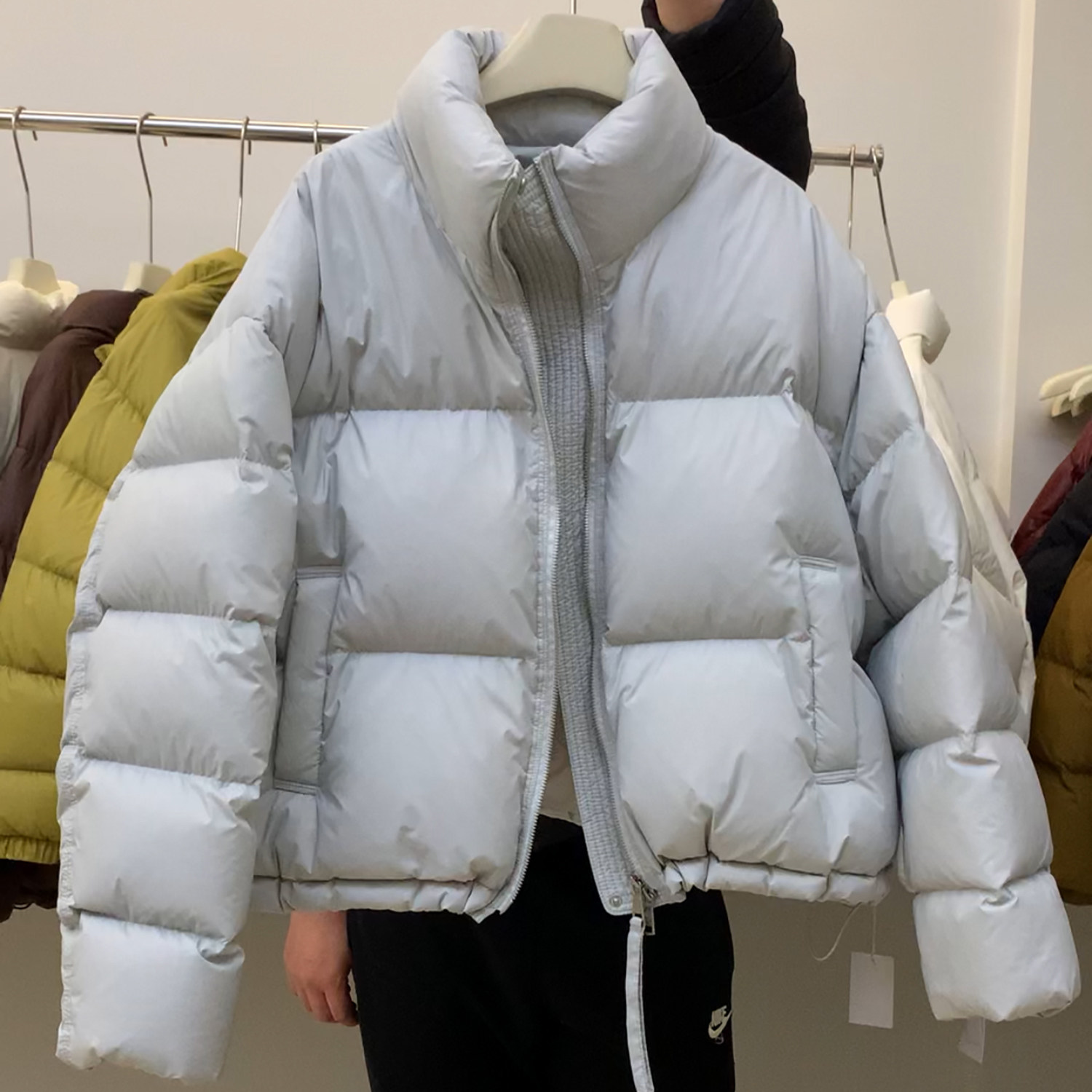 拉链飘带款羽绒服女短款2025新款90白鸭绒韩系简约立领宽松外套