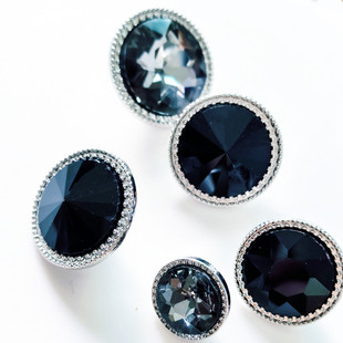 黑色钻扣金属镶钻圆形百搭小香风复古针织毛衣开衫 衬衣水晶扣子